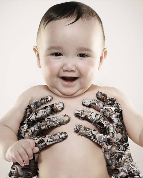 Photograph Chub Nokkaew Dirty Hands on One Eyeland
